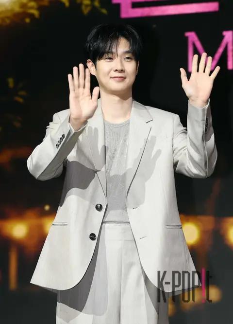 Choi Woo-shik — Melo Movie Production Briefing