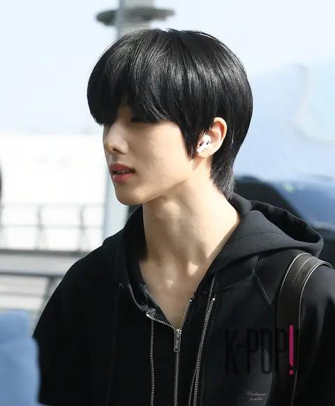 Jisung (NCT DREAM) — Airport