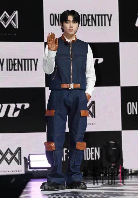 Min-kyun (OnlyOneOf) — Showcase