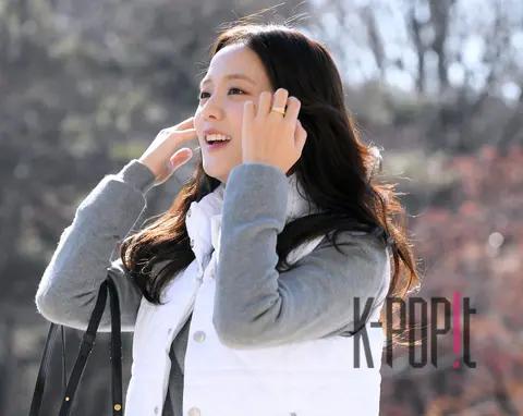 Jisoo (BLACKPINK) — Radio Arrival