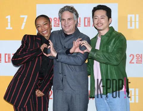 Naomi Akkie, Steven Yun, Mark Ruffalo — Mickey 17 Korea Press Conference