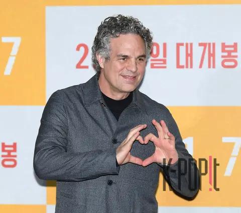 Mark Ruffalo — Mickey 17 Korea Press Conference