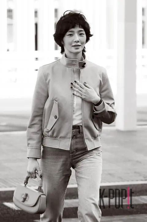 Park Gyu-young — Airport