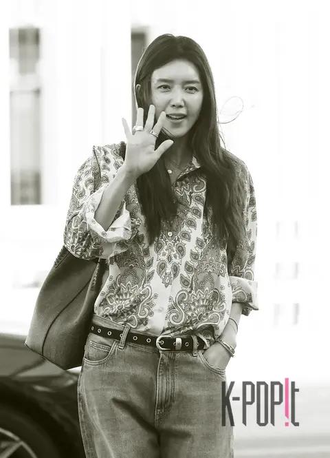 Chae Jung-an — Airport