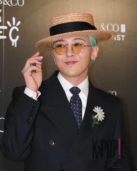 G-Dragon — Launch