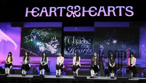 Hearts2Hearts — Showcase