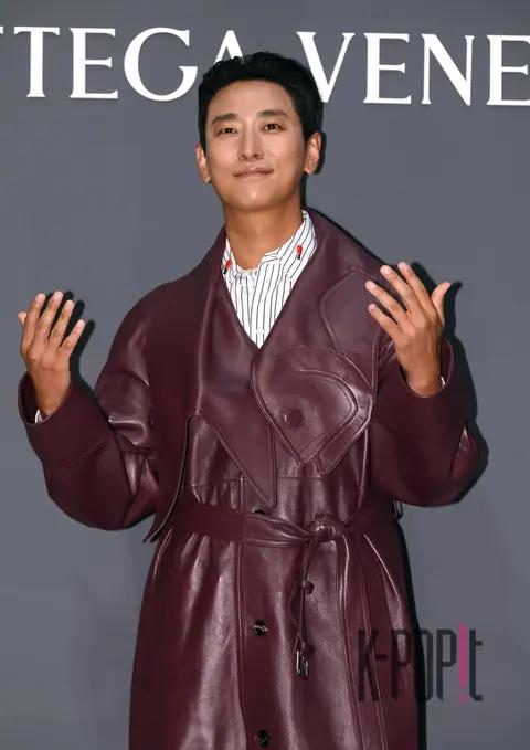 Joo Ji-hoon — Launch