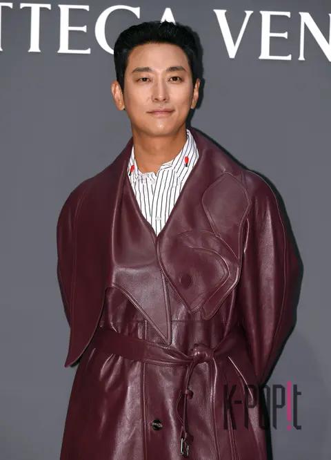 Joo Ji-hoon — Launch