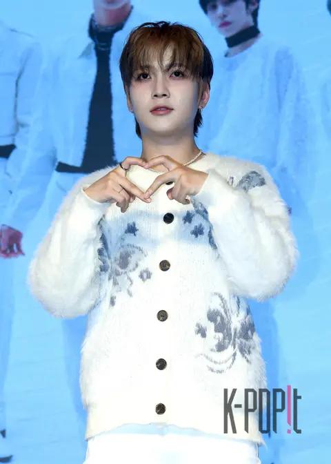 3Way Hye-cheon — Showcase