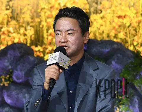 Director Kim Won-seok — Completely Fooled Production Briefing