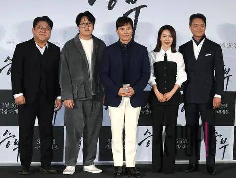 Lee Byung-hun, Ko Chang-seok, Hyun Bong-sik, Moon Jung-hee, Cho Woo-jin — The Match Production Briefing