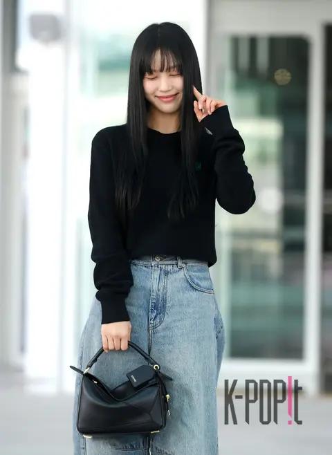 Ko Min-si — Airport