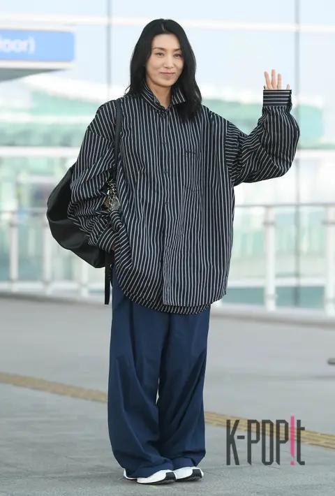 Kim Seo-hyung — Airport