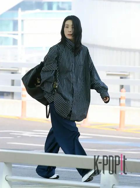 Kim Seo-hyung — Airport