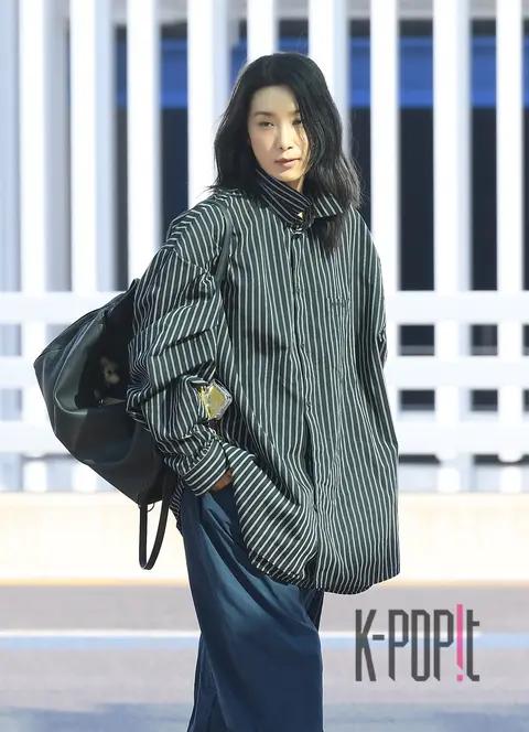 Kim Seo-hyung — Airport