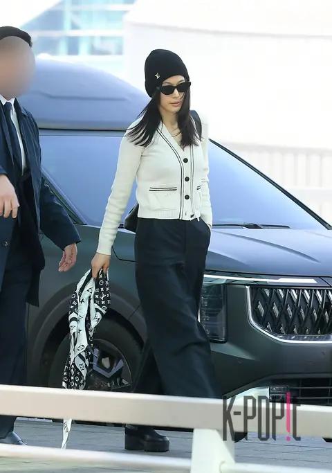 Jun Ji-hyun — Airport