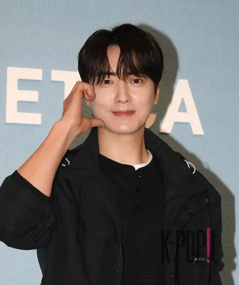 Lee Jun-hyuk — Launch