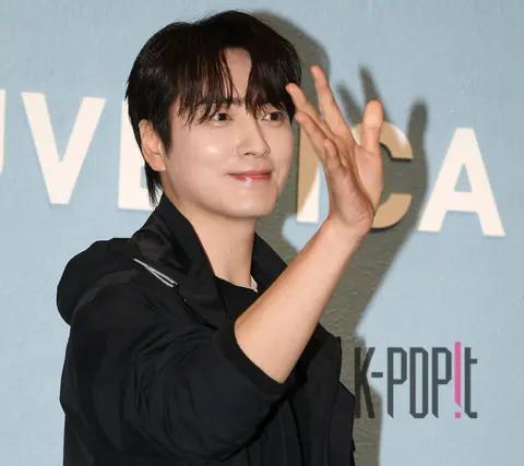 Lee Jun-hyuk — Launch