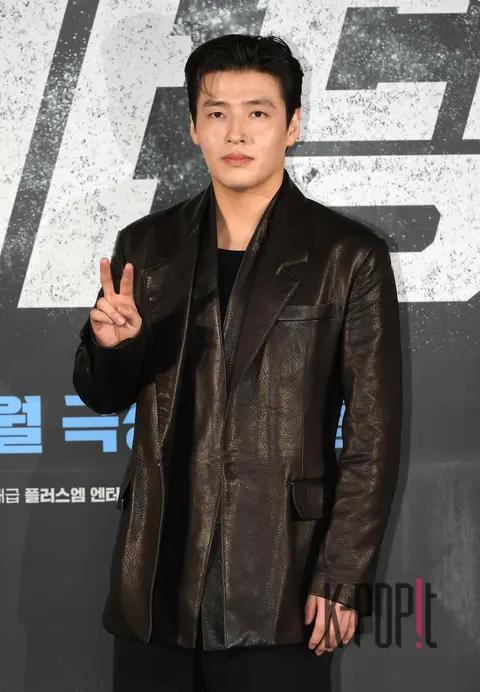Kang Ha-neul — Opposition Party Production Briefing
