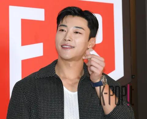 Woo Do-hwan — Launch