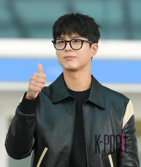 Park Bo-gum — Airport