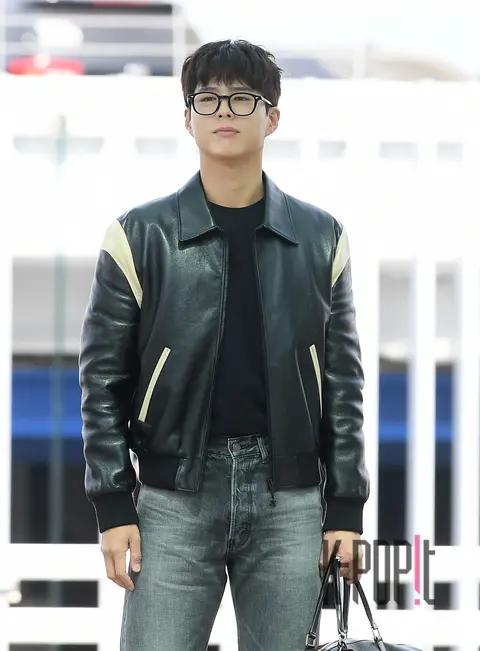Park Bo-gum — Airport