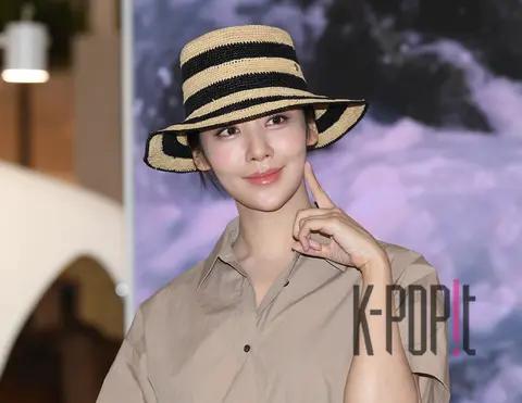 Cha Joo-young — Launch