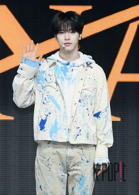Song Seung-ho (Close Your Eyes) — Close Your Eyes Debut Showcase