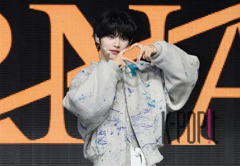 Jeon Min-ok (Close Your Eyes) — Close Your Eyes Debut Showcase
