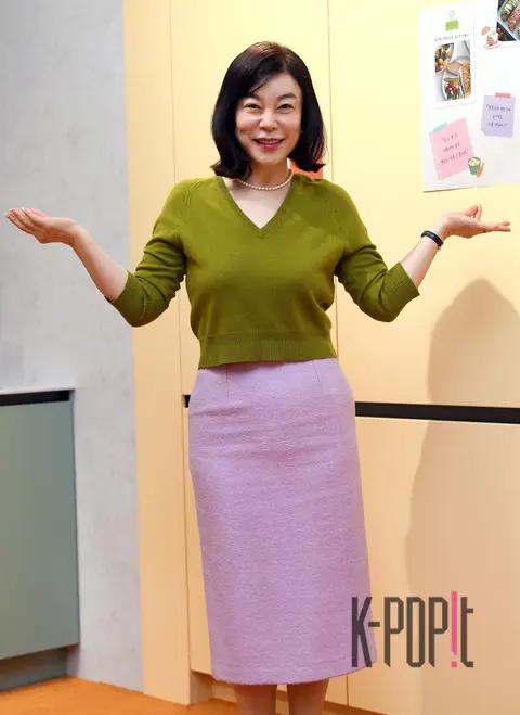 Choi Hwa-jung — Launch