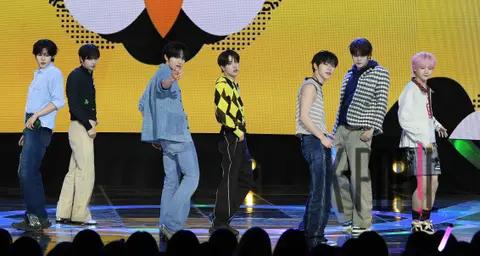 Close Your Eyes — The Show