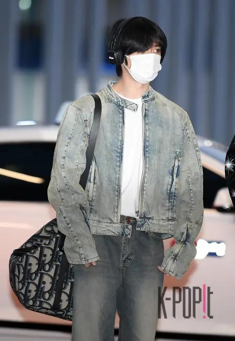 Beomgyu (TXT) — Airport