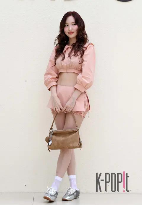 Nayeon (TWICE) — Launch
