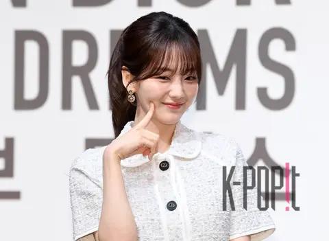 Cho Yi-hyun — Launch