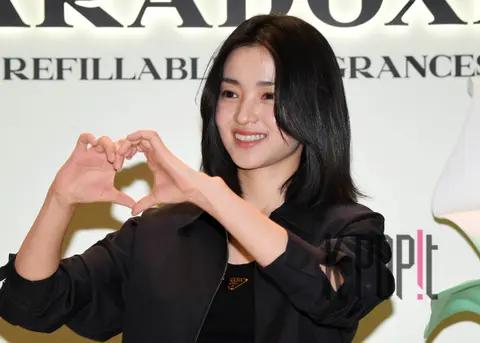 Kim Tae-ri — Launch