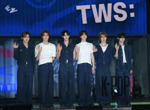 TWS — Showcase