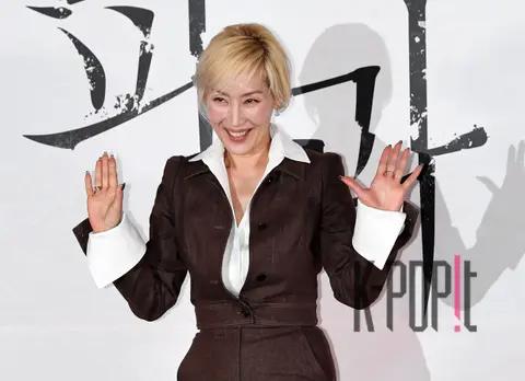 Lee Hye-young — Breakthrough Press Premiere