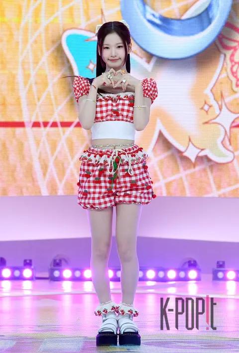HITZTEZ Lee-yu — Showcase