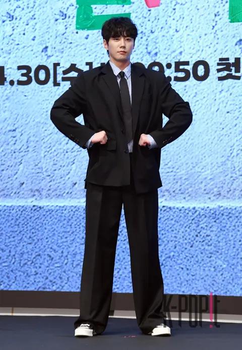 Lee Jun-young — 24 Hour Health Club Production Briefing