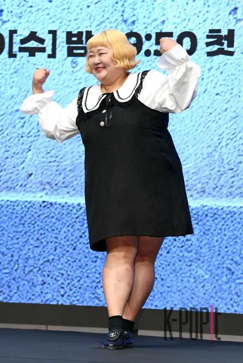 Hong Yun-hwa — 24 Hour Health Club Production Briefing