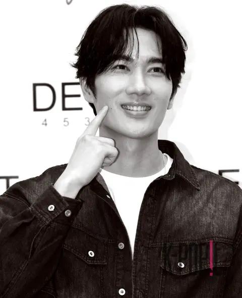 Eom Tae-gu — Launch