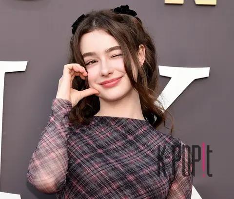 Dasha Taran — Mufasa Red Carpet