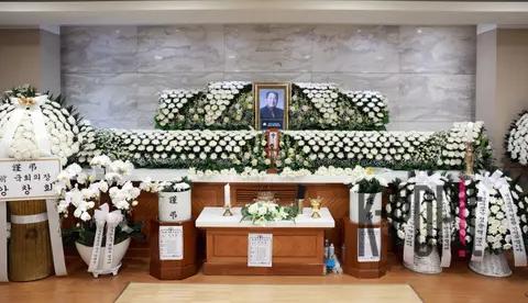 Joint Photography Pool — Rohn Sang-yong Funeral