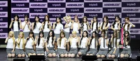 tripleS — Showcase
