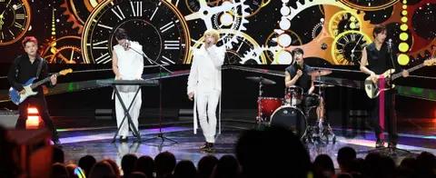 Tuji — The Show