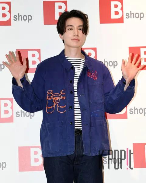 Lee Dong-wook — Launch