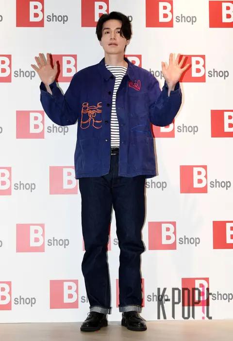 Lee Dong-wook — Launch