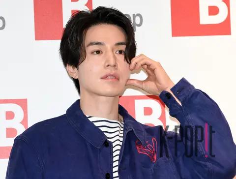 Lee Dong-wook — Launch