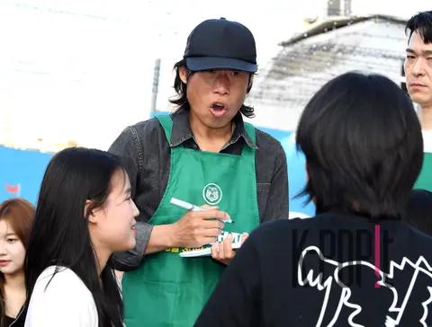 Yoo Hae-jin — Soju Wars Soju Tent Bar Opening