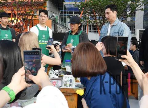 Yoo Hae-jin — Soju Wars Soju Tent Bar Opening